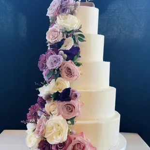 Buttercream cake with fresh flowers.