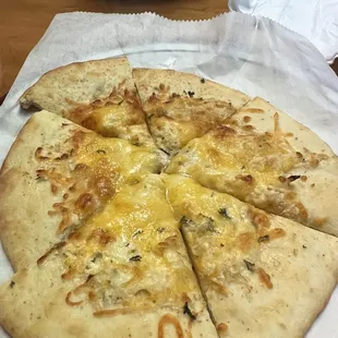 Crab dip flatbread