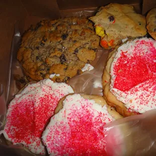 Maria's amazing sugar cookies, oatmeal and M&amp;M.
