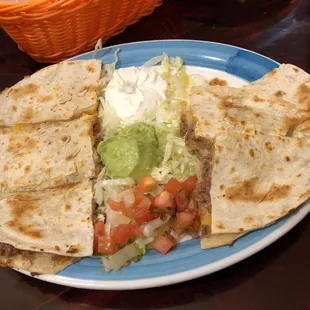 The salsa tasted like dish soap and my food was drowning in grease and yuck! They wouldn't ever take it back. Never eating here again.