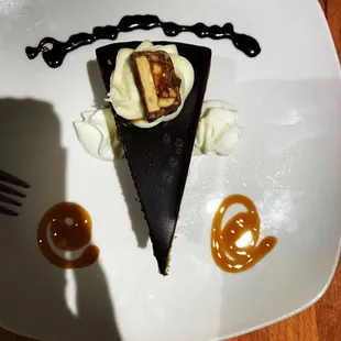 Snickers cheesecake. Also awesome!!