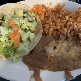 Kids meal taco w/ rice &amp; beans