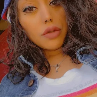 Valeria L.