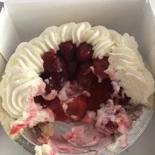 Pie after husband took 2 slices