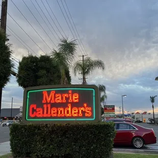 a sign for marie callender&apos;s
