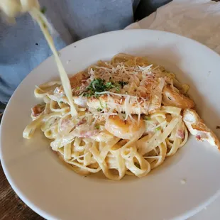 Shrimp chicken Alfredo, no soup, no salad, no bread $17, ouch again.  Very good though