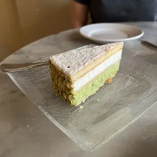 Pistachio cake