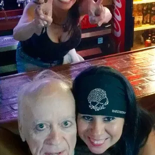 Photo bomb!