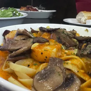 food, ramen and noodles