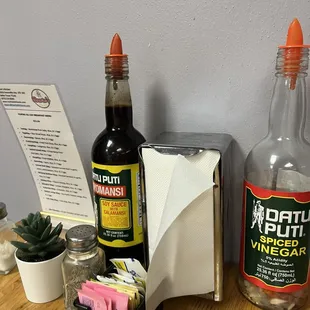 Vinegar and toyomansi