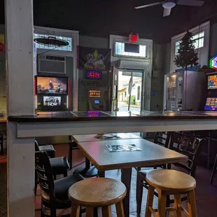Inside: plenty of seating.