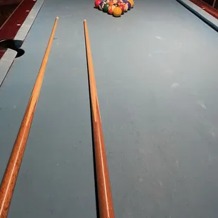 Pool table