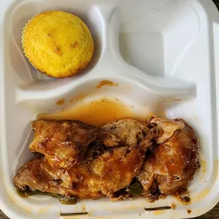 Barbeque baked chicken and corn bread