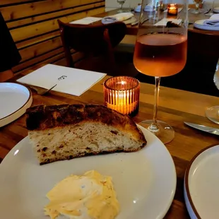 Yummy bread from Babette's with butter. You can't tell on the picture, but it was a very generous piece of bread