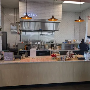 Cafe with fresh ingredients cooked to your liking