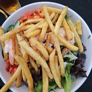 Pittsburgh salad with shrimp