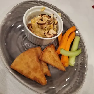 Hot Crab & Artichoke Dip