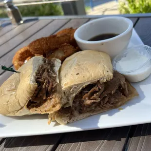 French Dip with Onion rings