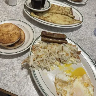 2 Eggs with Choice of Meat