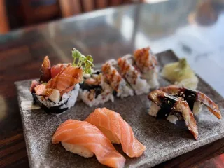 Godzila Sushi