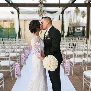 Our Veranda is a perfect location for your outdoor ceremony or celebration. A dreamy backdrop for memories that will last a lifetime!