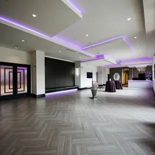 Royal Ballroom Lounge with Full-Bar.