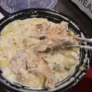 Chicken Alfredo Broccoli Pizza