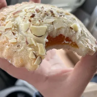 Cookie filled with apricot