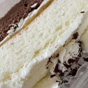 White cake with pineapple filling