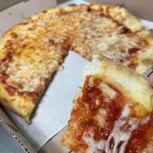 Cheese pizza