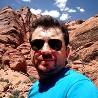 José Luis B.