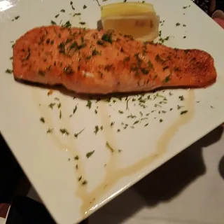 Petite Salmon Fillet*