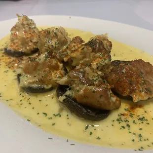 Excellent!!!!! Crab stuffed mushrooms. Probably the best I ever had.