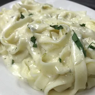 Fettuccine Alfredo