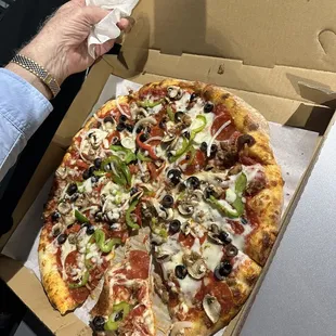 Large everything pizza