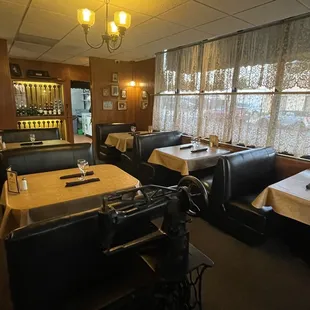 sushi and sashimi, interior