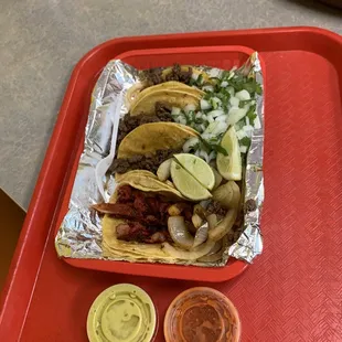 3 Bistec Tacos &amp; 1 Pastor (maiz)