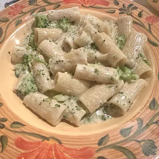 Broccolini pasta