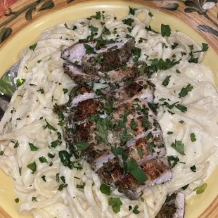 Alfredo pasta with Chicken