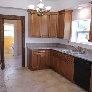 K St. in Reedley, view of the kitchen