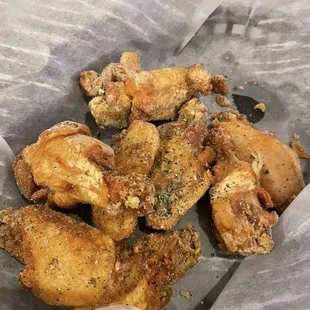 Crispy wings