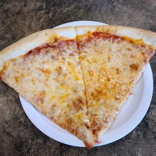 Cheese pizza