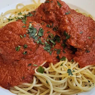 Sphagetti and meatballs