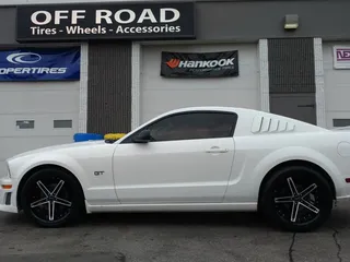 Tommy's Tires & Custom Wheels West