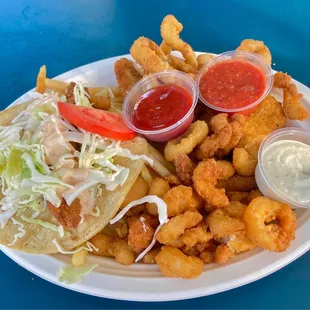 Seafood Combo Family Style (Pick 5)