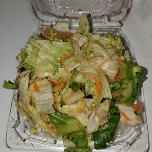 Deluxe dinner salad