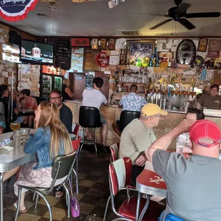 interior - love to see all the people!