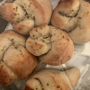 Garlic knots.  Came with marinara in a cup