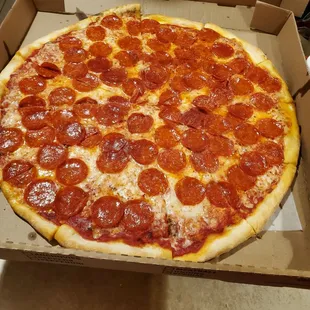 Double pepperoni extra large pizza