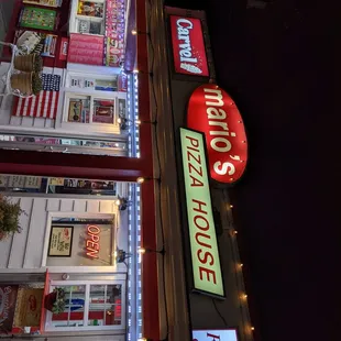 the outside of the restaurant